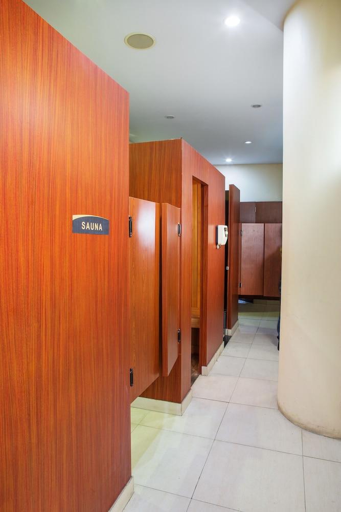 Tara Hotel Yogyakarta Tugu Ngoại thất bức ảnh