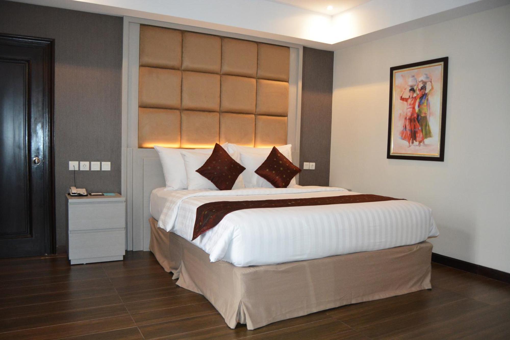 Tara Hotel Yogyakarta Tugu Phòng bức ảnh