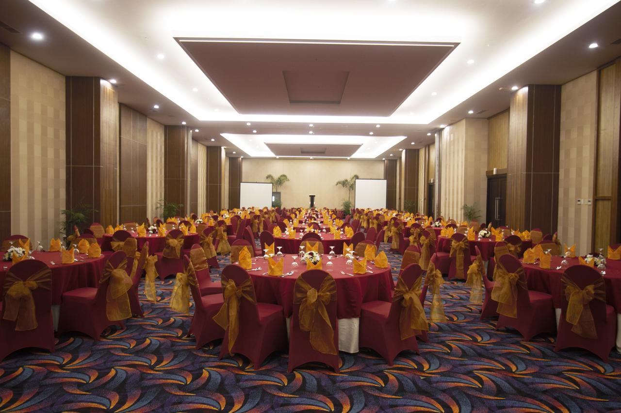 Tara Hotel Yogyakarta Tugu Ngoại thất bức ảnh