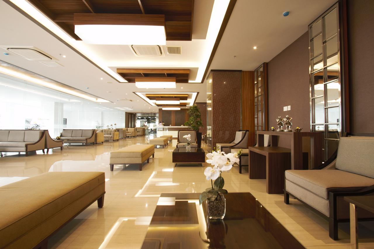 Tara Hotel Yogyakarta Tugu Ngoại thất bức ảnh