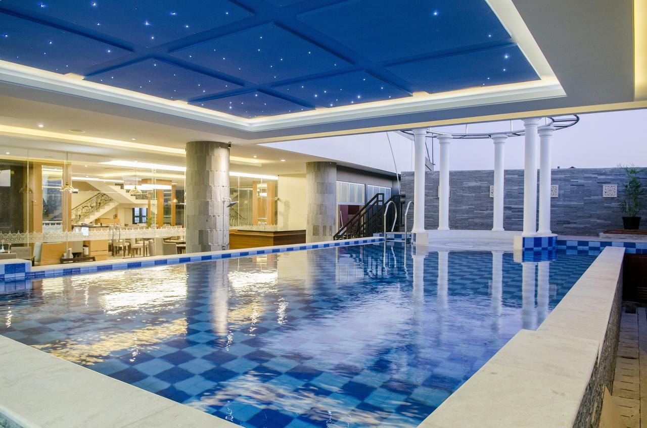 Tara Hotel Yogyakarta Tugu Ngoại thất bức ảnh