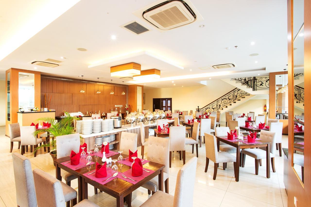 Tara Hotel Yogyakarta Tugu Ngoại thất bức ảnh
