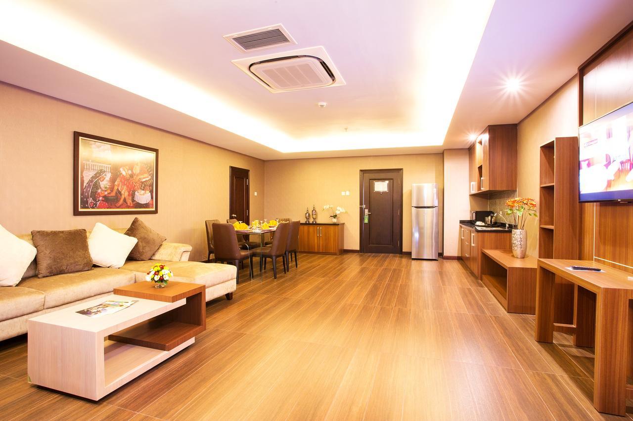 Tara Hotel Yogyakarta Tugu Ngoại thất bức ảnh